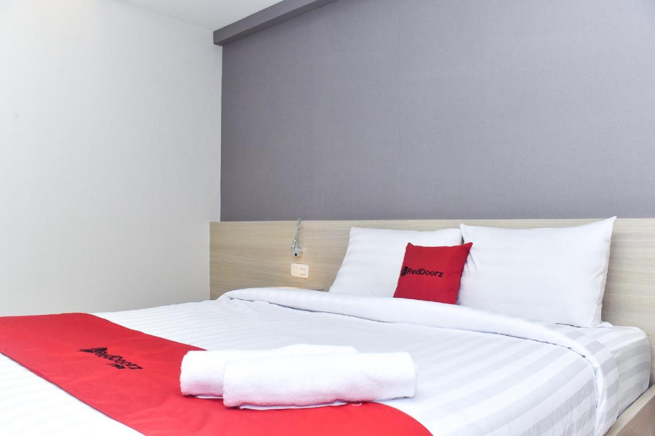 Reddoorz Near Stasiun Tvri 2 Hotel Surabaya